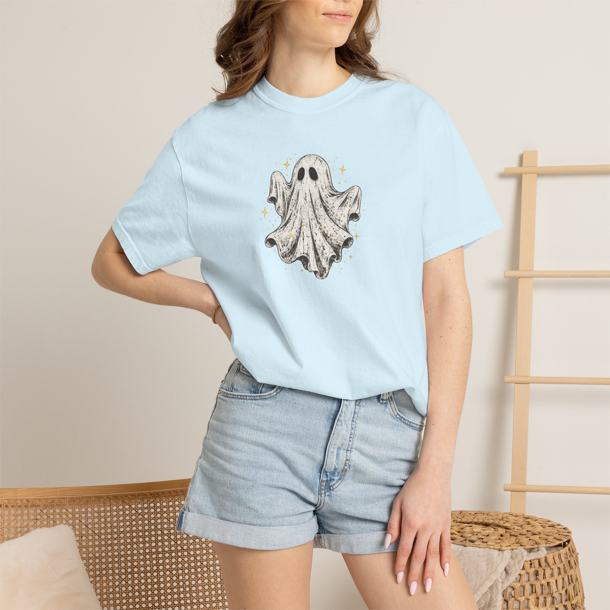 Ghost Illustration T-Shirt — Cute Vintage Halloween Tee