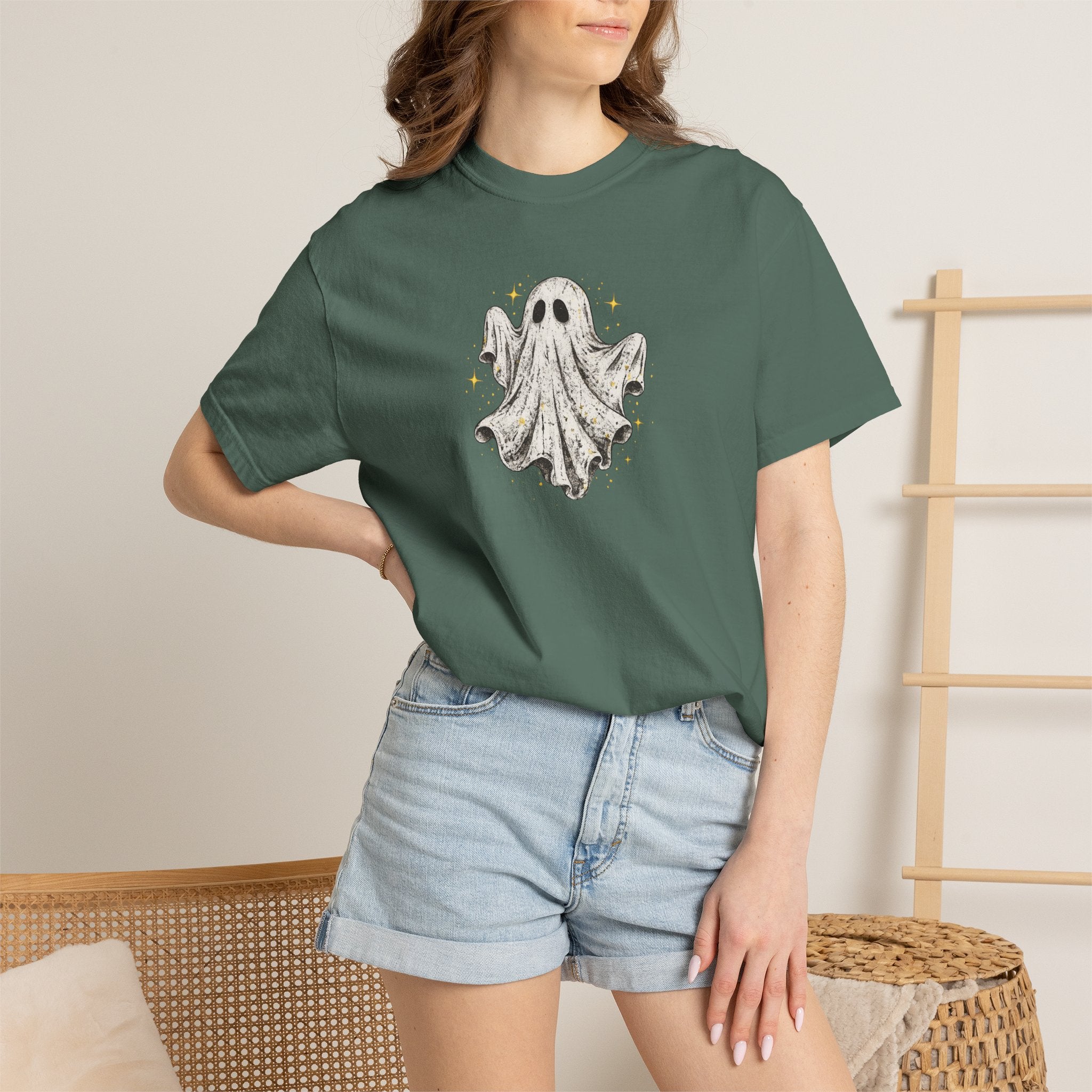 Ghost Illustration T-Shirt — Cute Vintage Halloween Tee