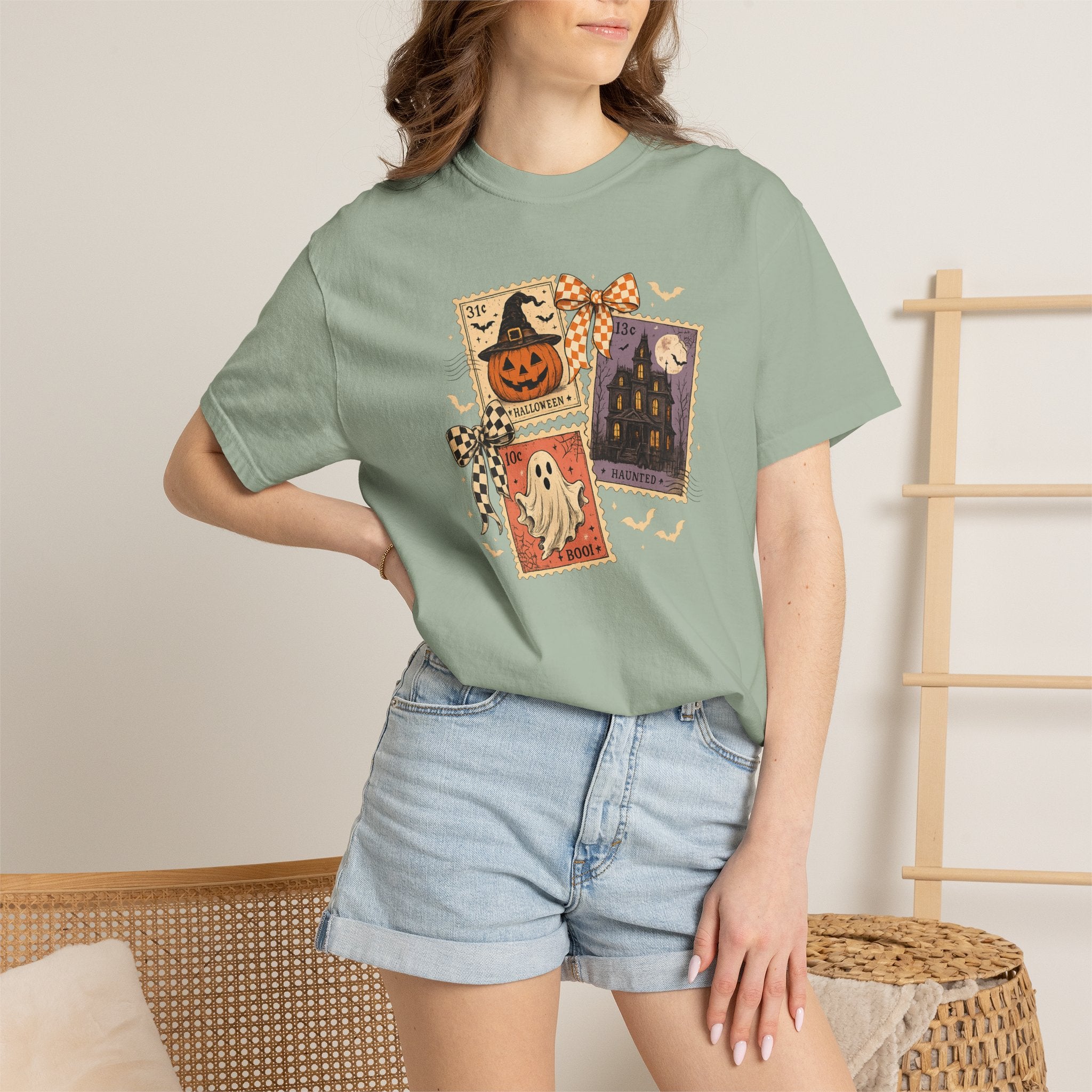 Halloween Postcard T-Shirt — Vintage Jack-o'-Lantern & Ghost Graphic