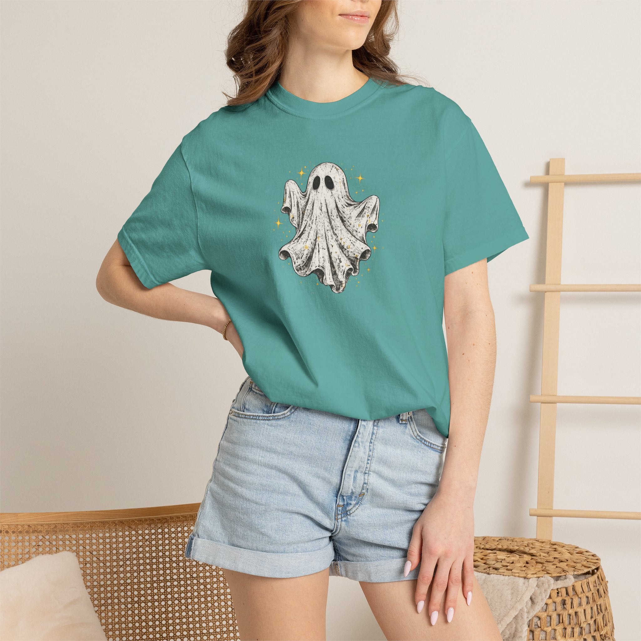 Ghost Illustration T-Shirt — Cute Vintage Halloween Tee