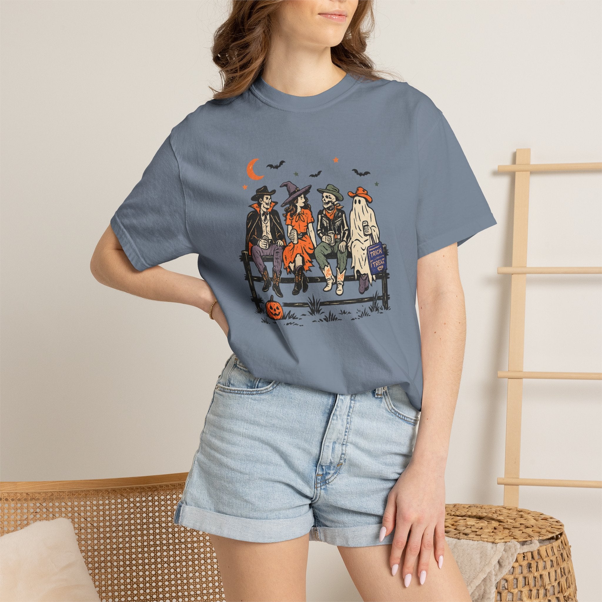 Halloween Witch Friends T-Shirt — Cute Vintage Trick-or-Treat Illustration