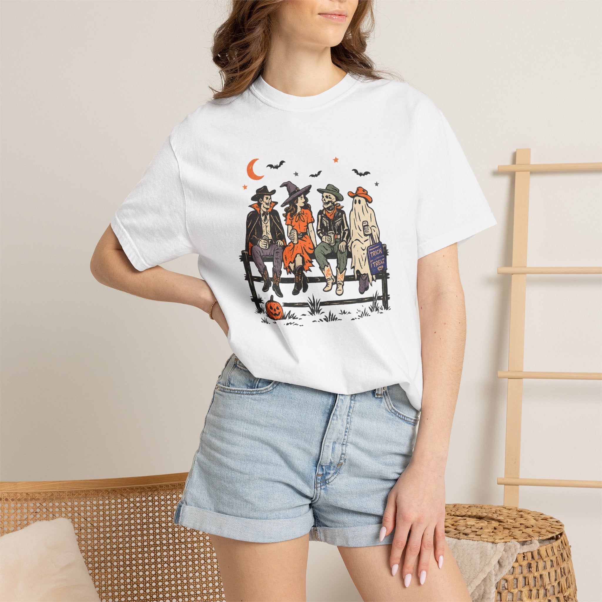 Halloween Witch Friends T-Shirt — Cute Vintage Trick-or-Treat Illustration
