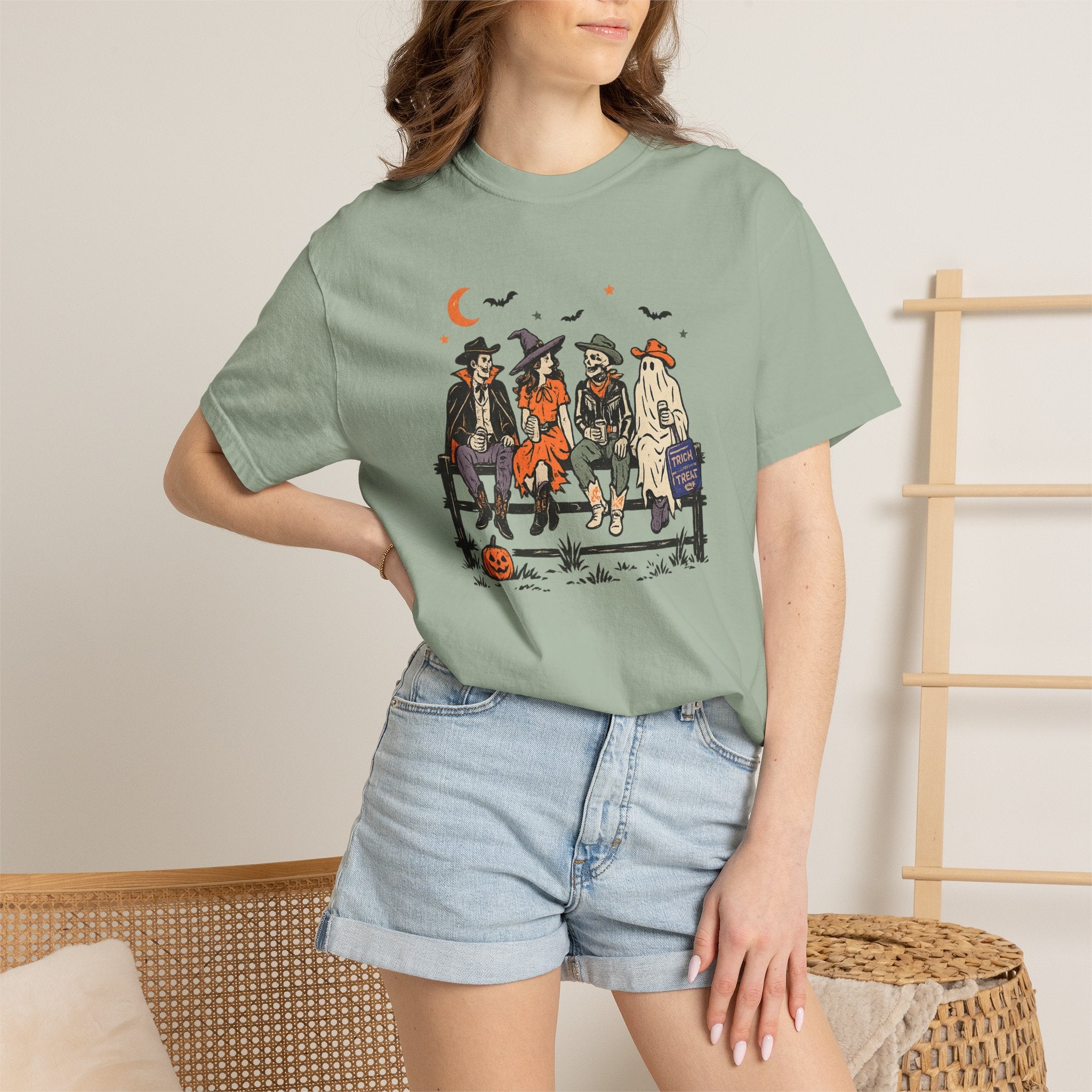 Halloween Witch Friends T-Shirt — Cute Vintage Trick-or-Treat Illustration
