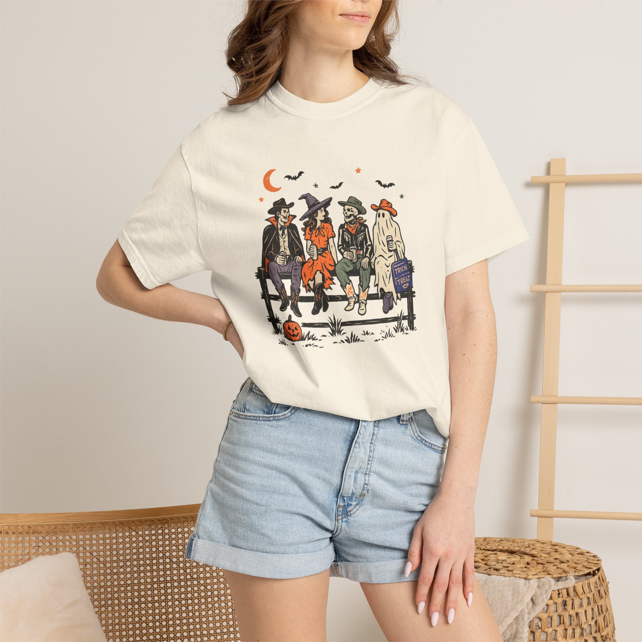 Halloween Witch Friends T-Shirt — Cute Vintage Trick-or-Treat Illustration