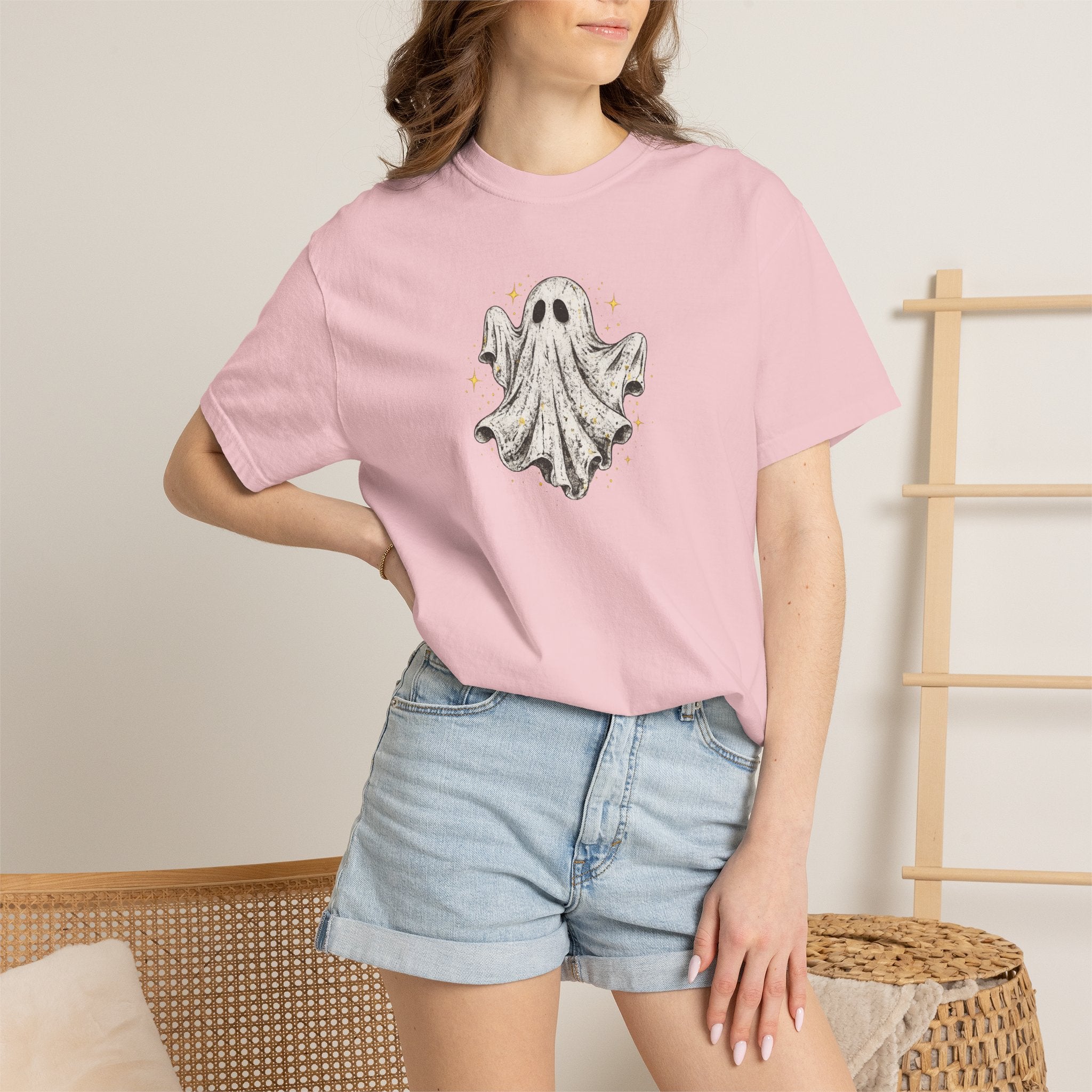 Ghost Illustration T-Shirt — Cute Vintage Halloween Tee
