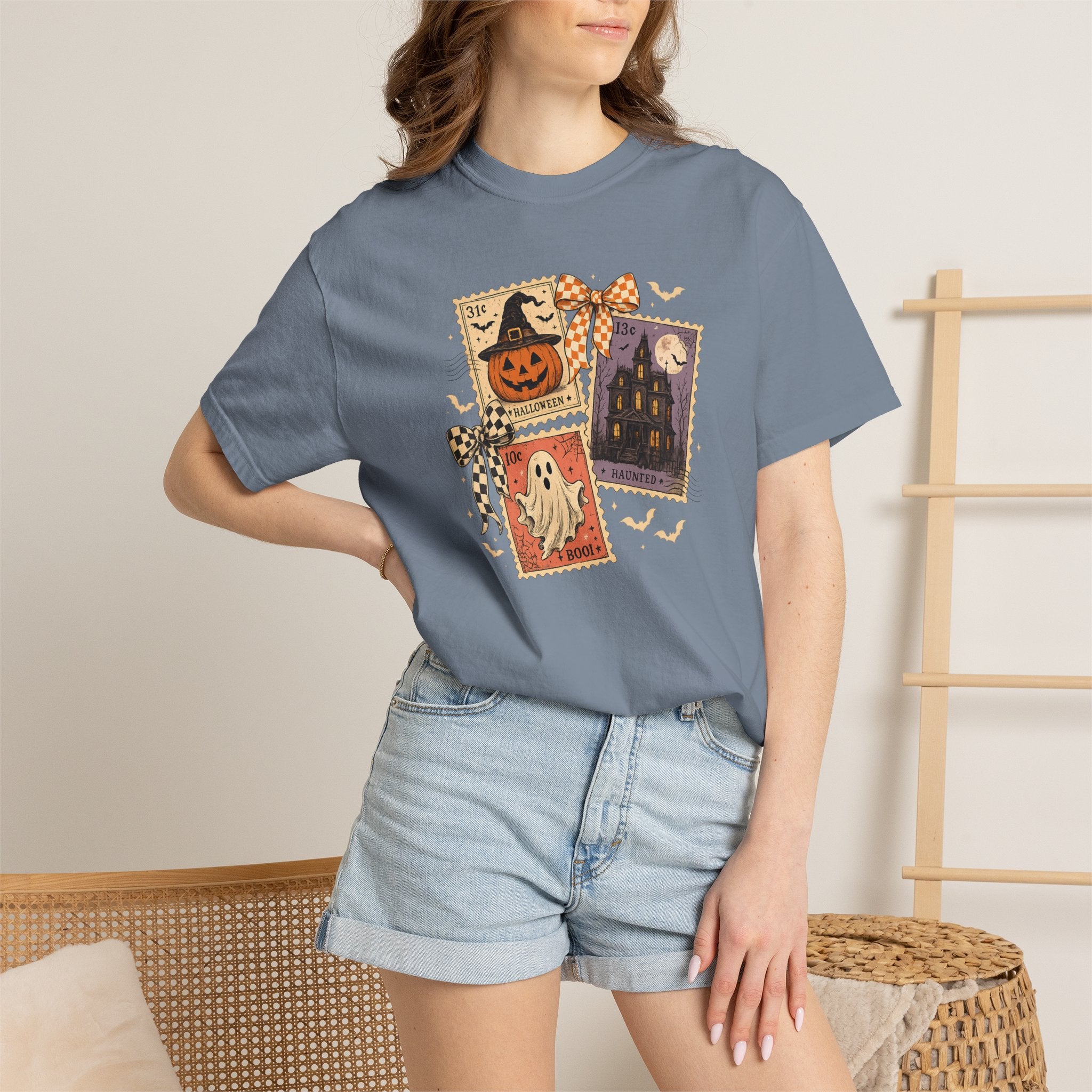 Halloween Postcard T-Shirt — Vintage Jack-o'-Lantern & Ghost Graphic